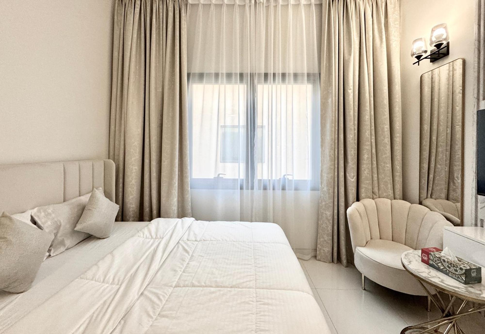 Al Manara Premium Deluxe Apartment